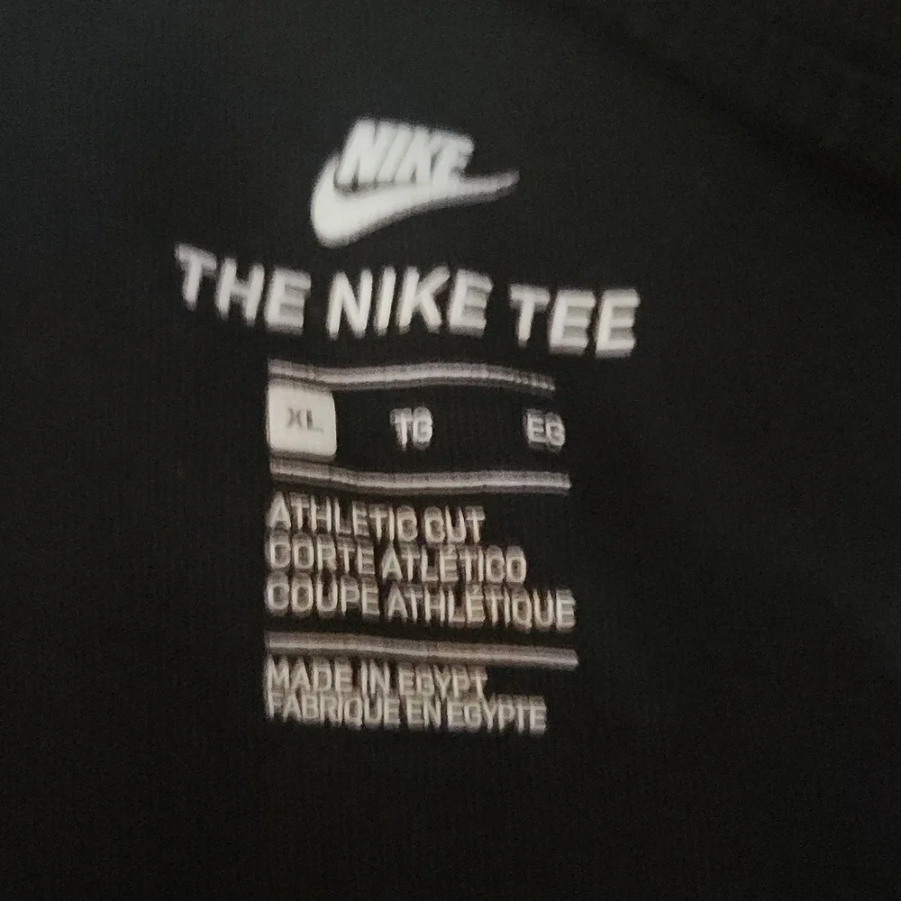 NIKE Tee Still Fresh Black and Gold Vintage T-shirt Size XL